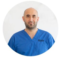 Porträt von Christodoulos Christodoulou, MSc, Labormanager der Cryos IVF-Klinik.